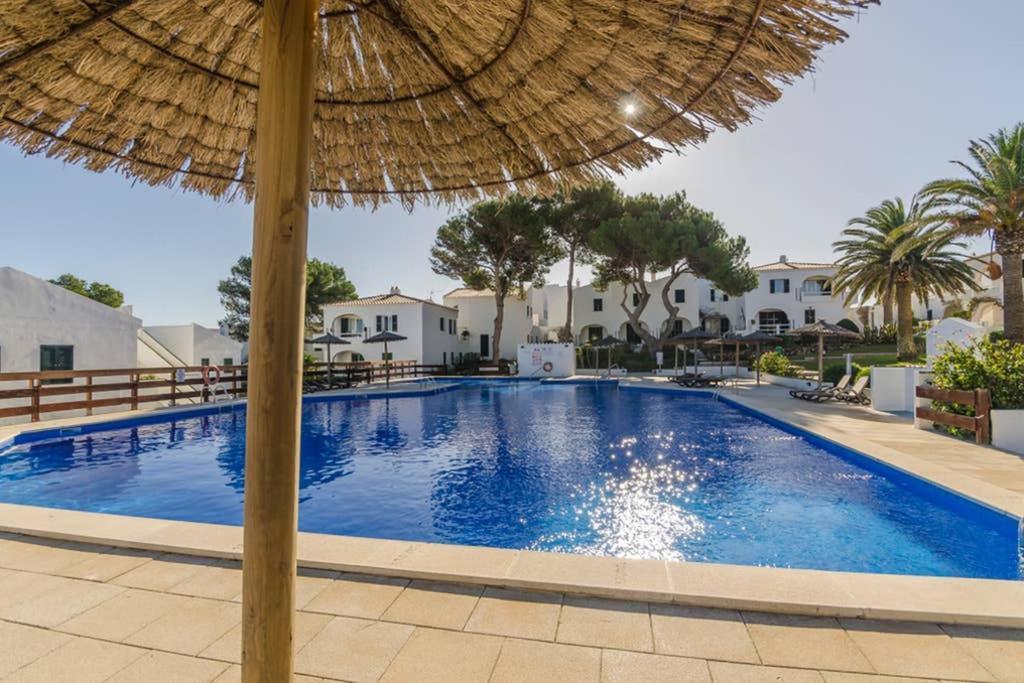 Happy Menorca Apartamento Duplex ,Piscina,Aire Acondicionado,Wiffi Port d'Addaia Exterior photo